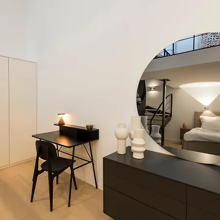 Apartment Breakfast At Tiffany's